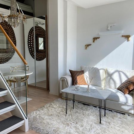 Elegant Penthouse Loft - Center Apartment Helsinki Exterior photo